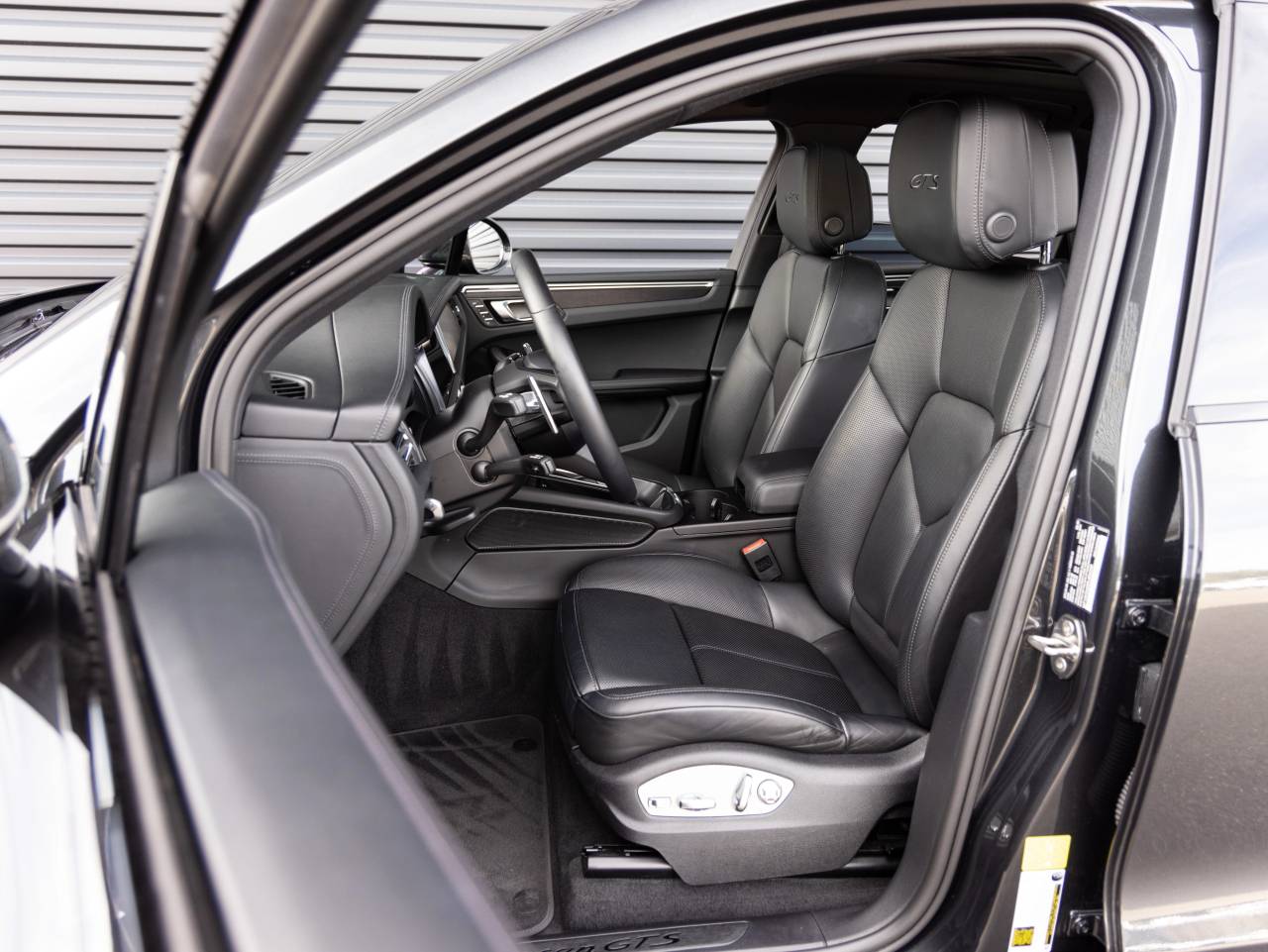 2023 Porsche Macan Macan GTS (MY23)