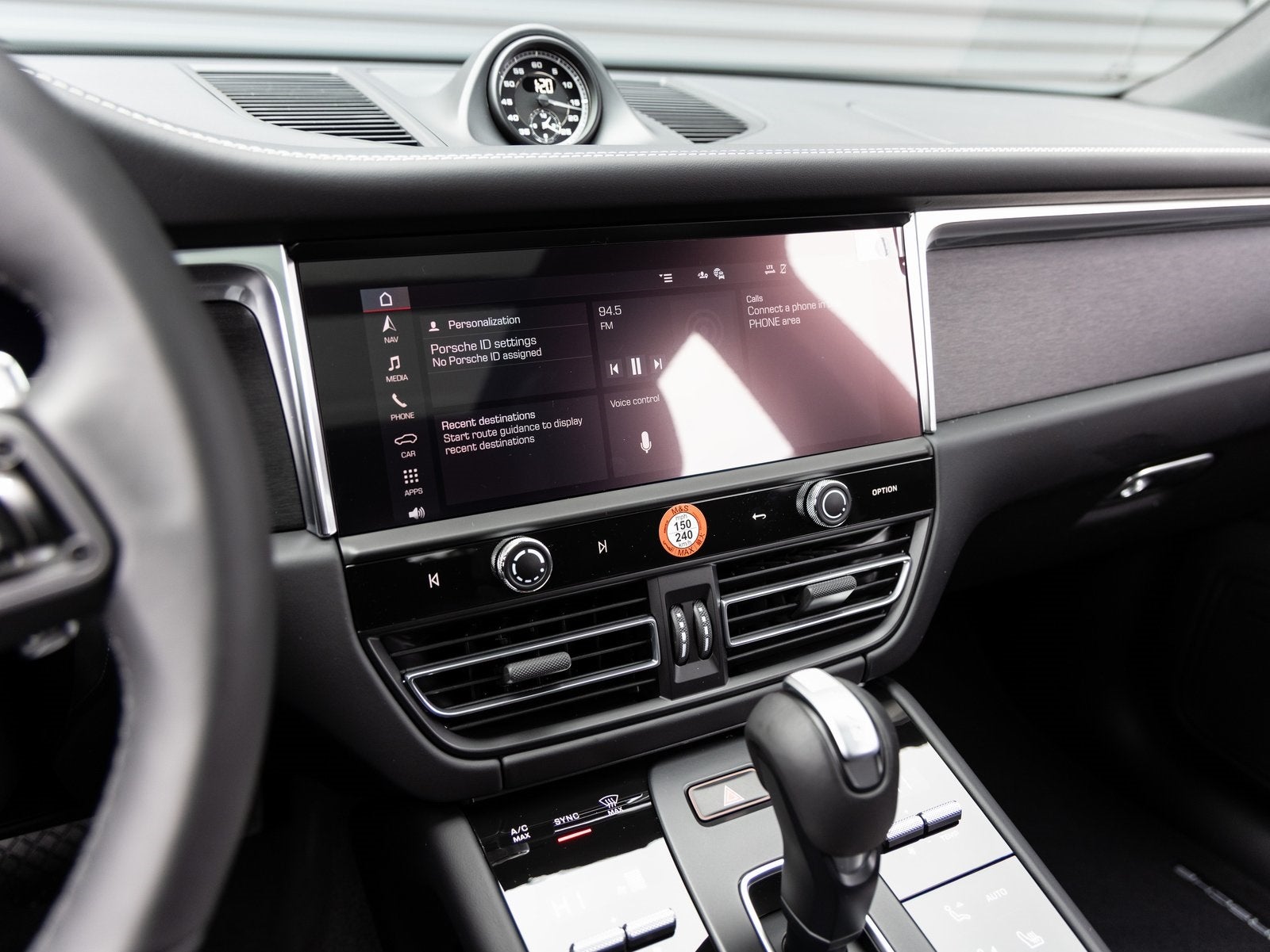 2026 Porsche Macan Macan GTS