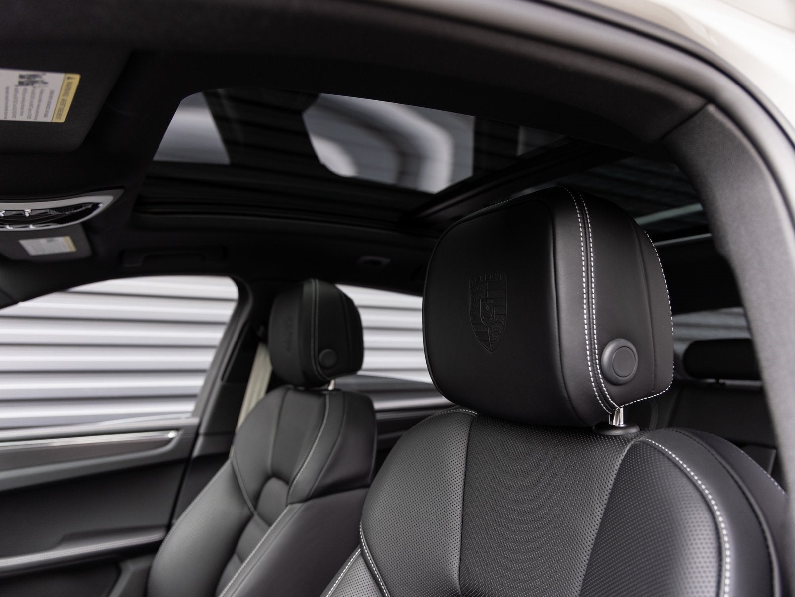 2026 Porsche Macan Macan GTS