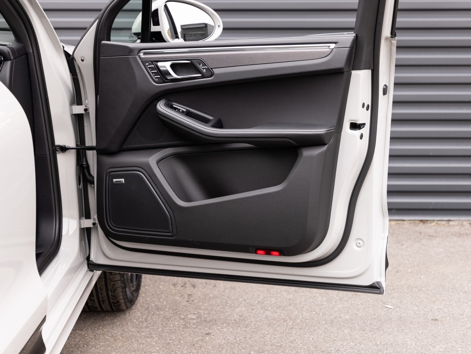 2026 Porsche Macan Macan GTS