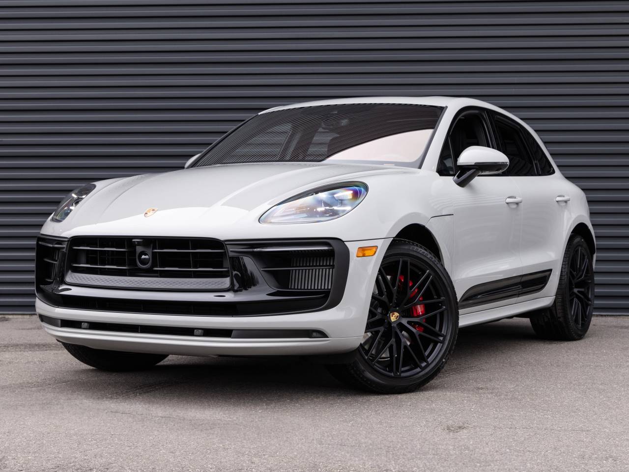 2026 Porsche Macan Macan GTS