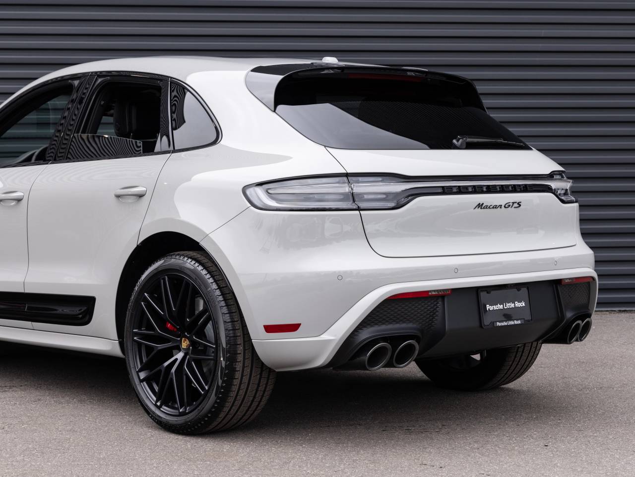 2026 Porsche Macan Macan GTS