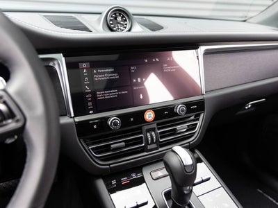 2026 Porsche Macan Macan GTS