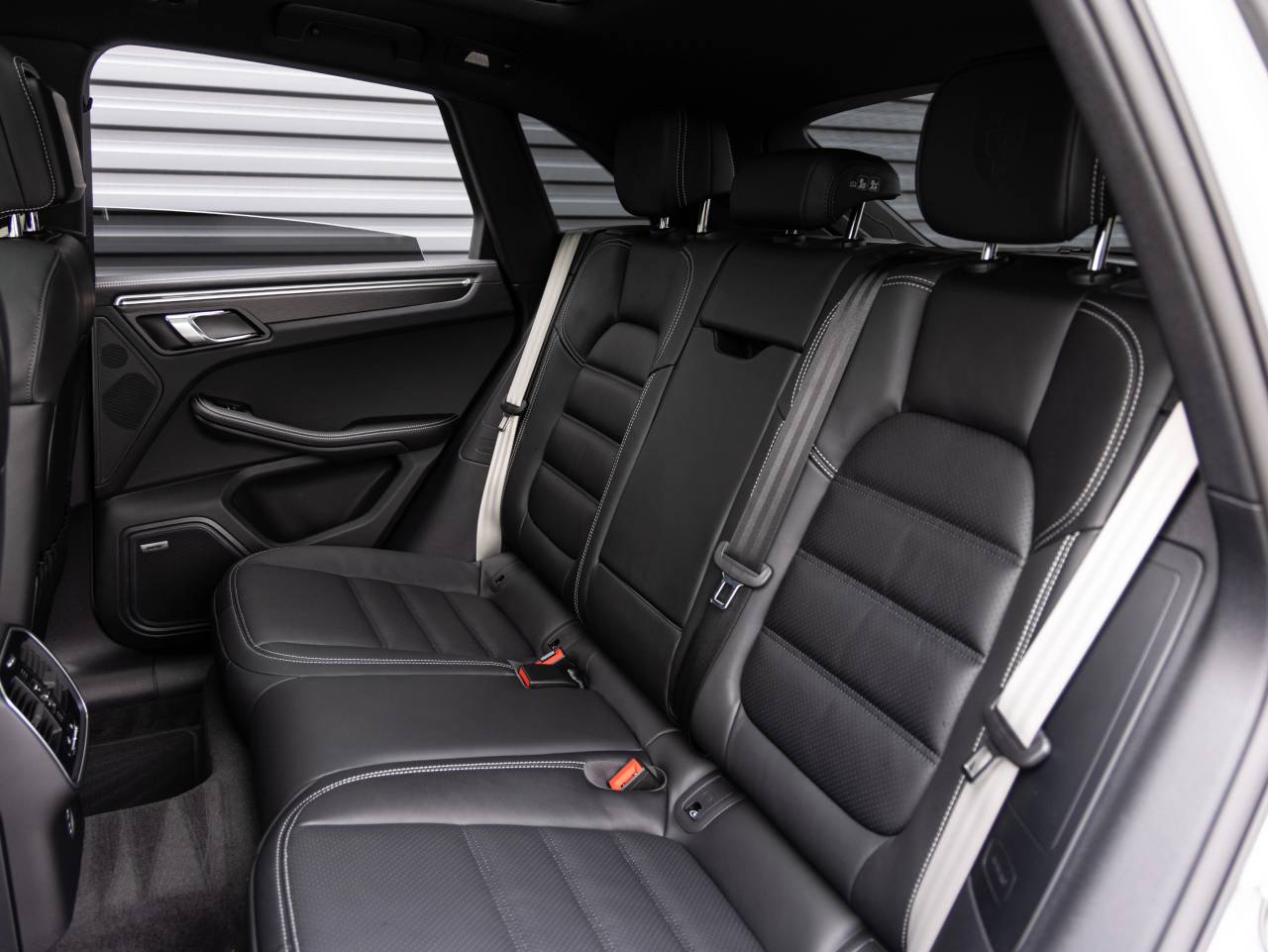 2026 Porsche Macan Macan GTS