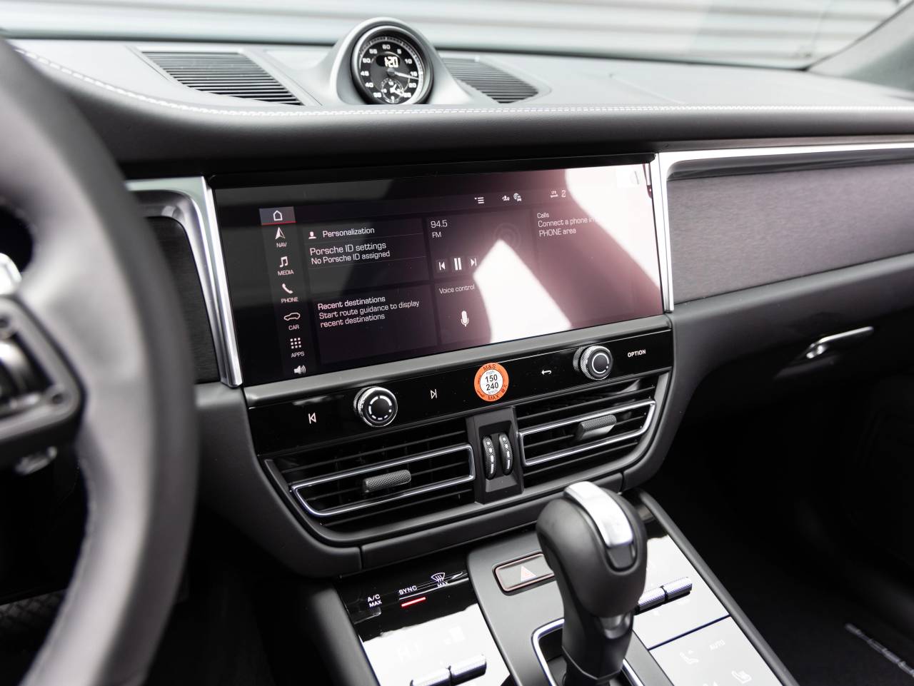 2026 Porsche Macan Macan GTS