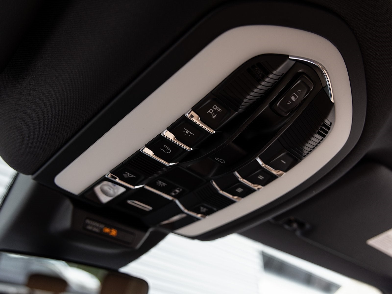 2026 Porsche Macan Macan S