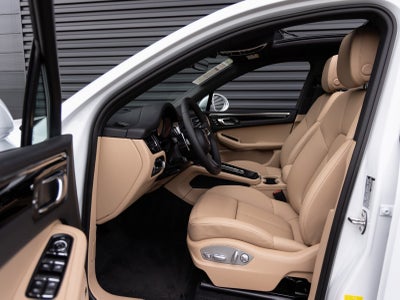 2026 Porsche Macan Macan S