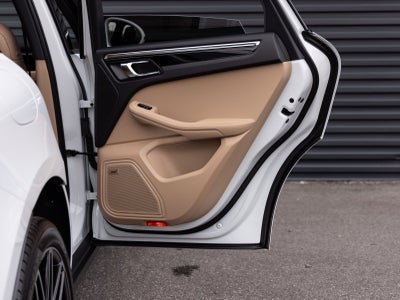 2026 Porsche Macan Macan S