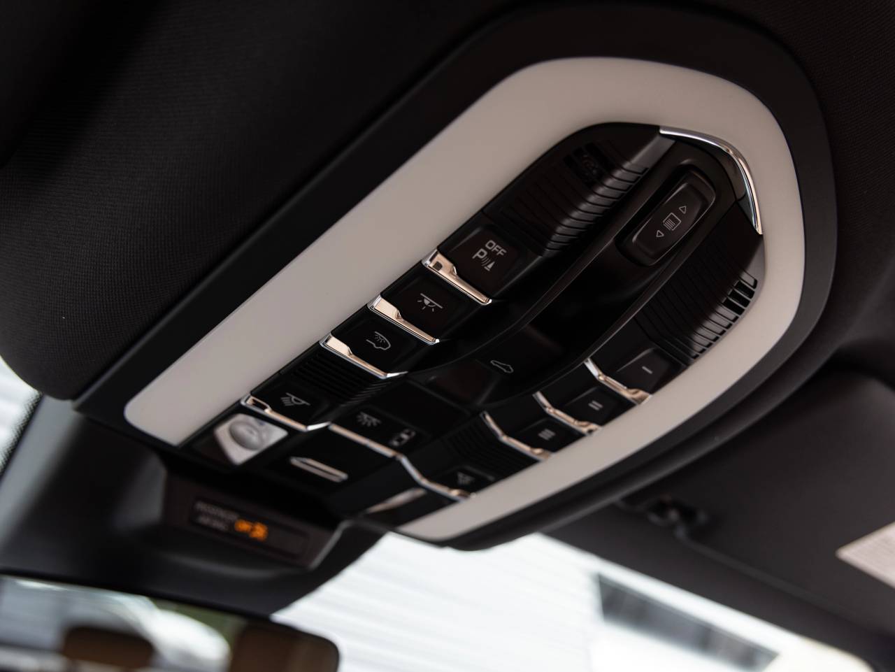 2026 Porsche Macan Macan S