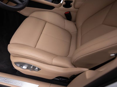 2026 Porsche Macan Macan S