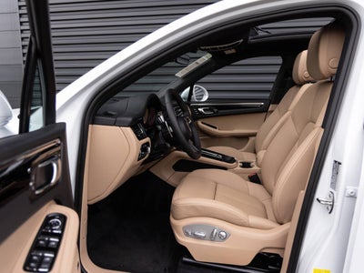 2026 Porsche Macan Macan S