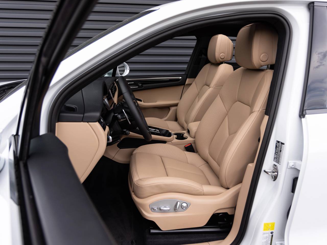 2026 Porsche Macan Macan S