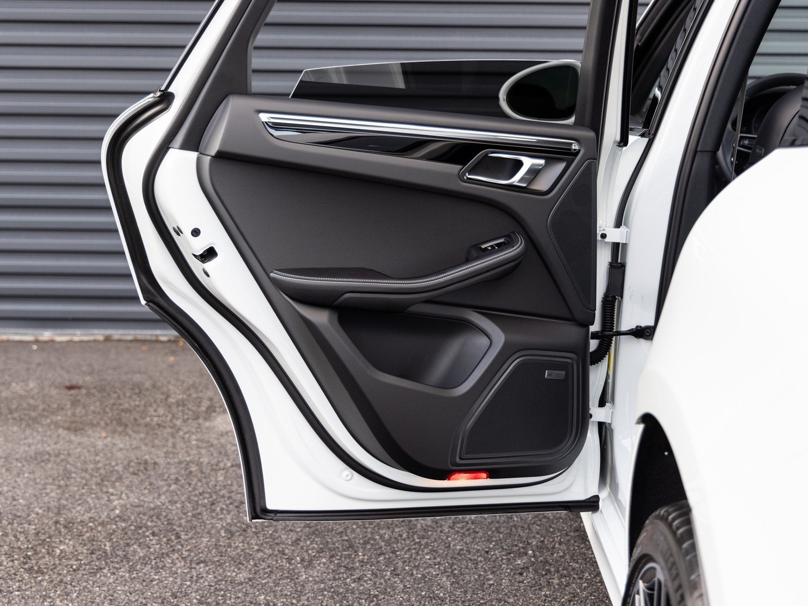 2026 Porsche Macan Macan S