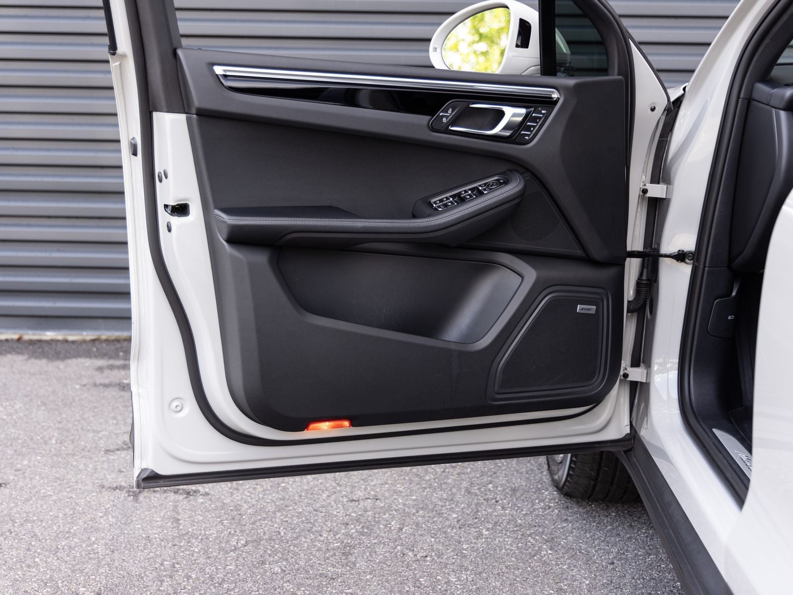 2024 Porsche Macan S