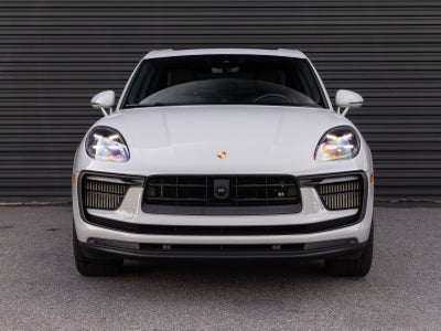 2024 Porsche Macan S