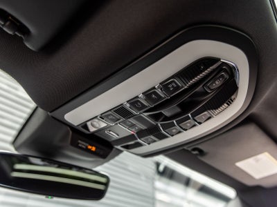 2025 Porsche Macan Macan S