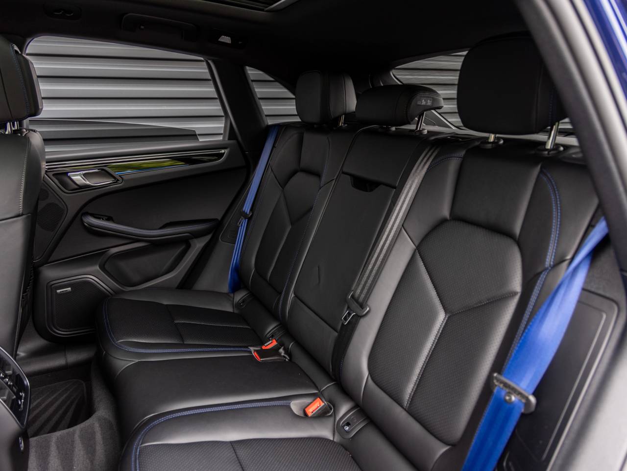 2025 Porsche Macan Macan S