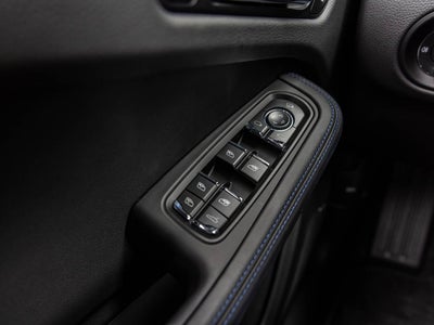 2025 Porsche Macan Macan S