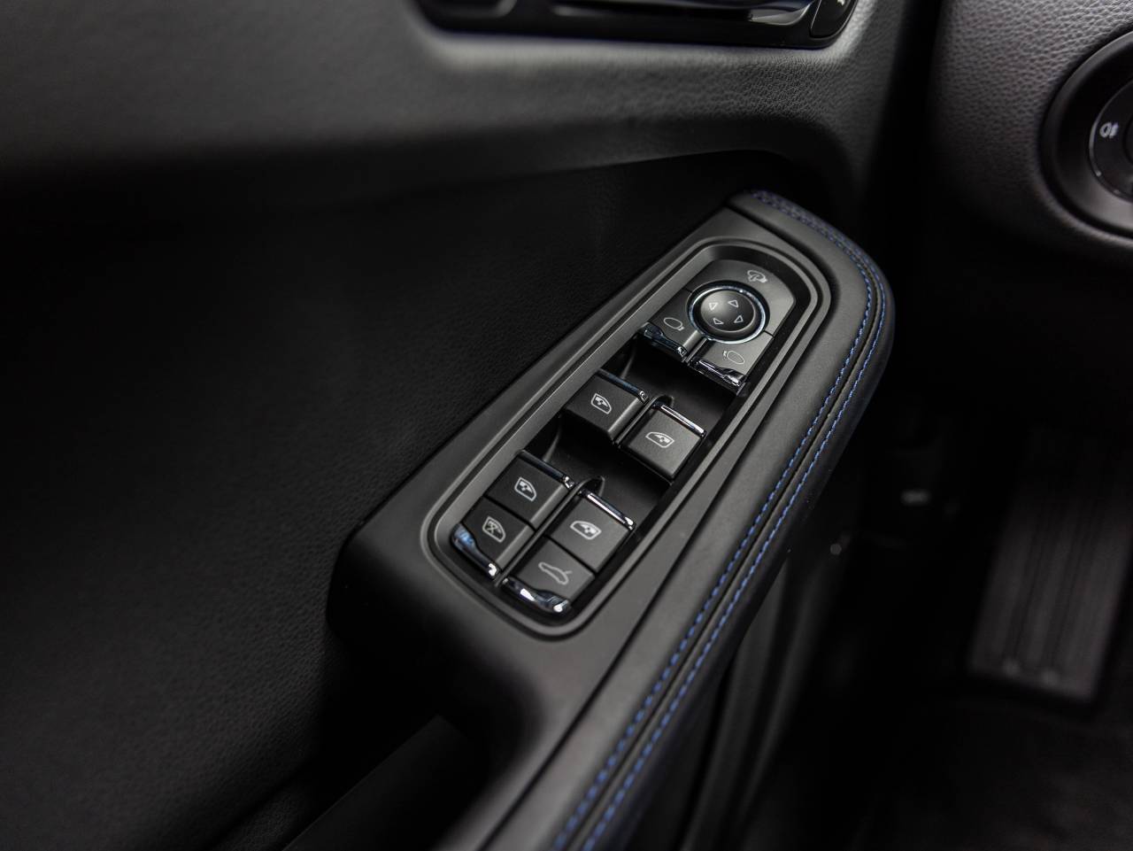 2025 Porsche Macan Macan S