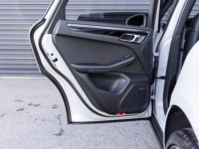 2026 Porsche Macan Macan S