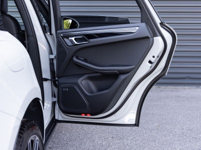 2026 Porsche Macan Macan S