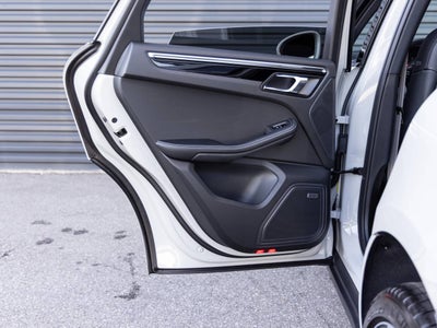 2026 Porsche Macan Macan S