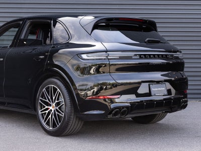 2026 Porsche Cayenne Cayenne GTS