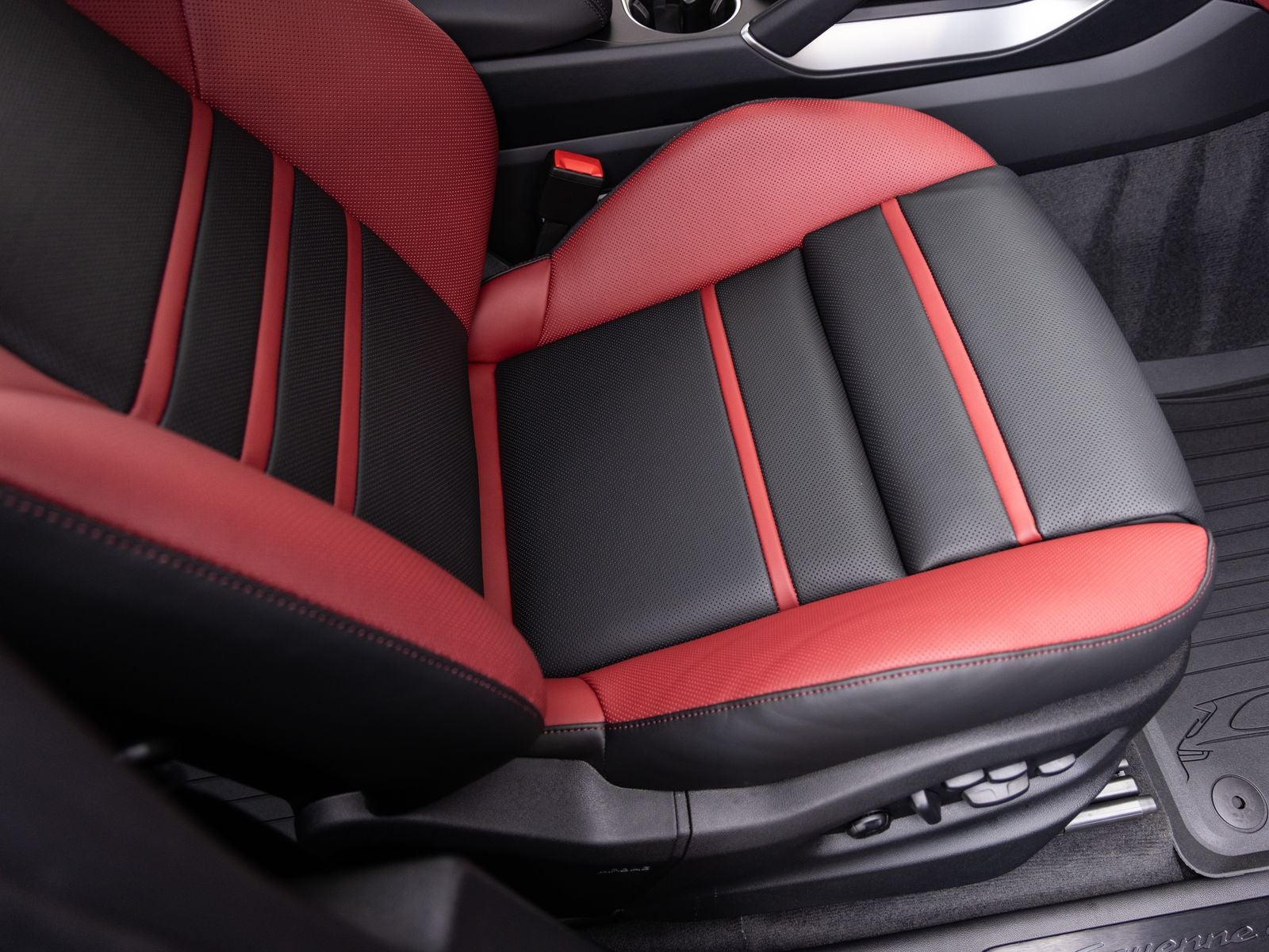 2026 Porsche Cayenne Cayenne GTS