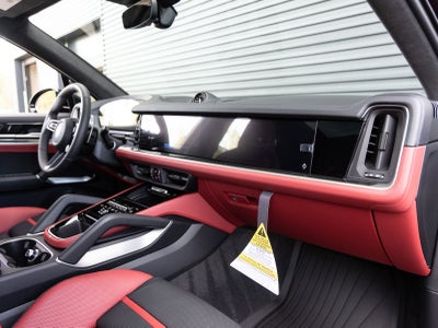 2026 Porsche Cayenne Cayenne GTS