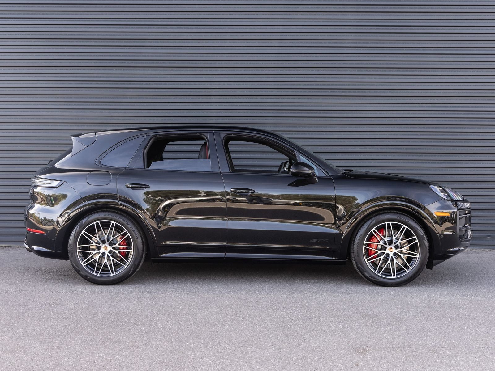 2026 Porsche Cayenne Cayenne GTS