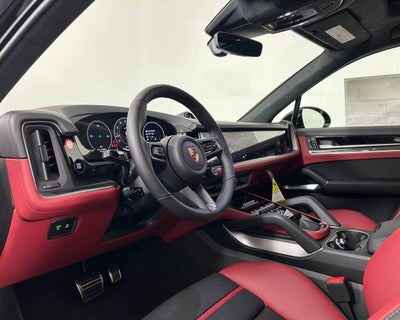 2026 Porsche Cayenne Cayenne GTS
