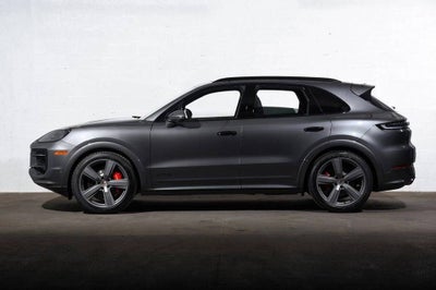 2025 Porsche Cayenne Cayenne GTS