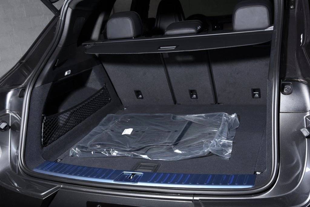 2025 Porsche Cayenne Cayenne GTS