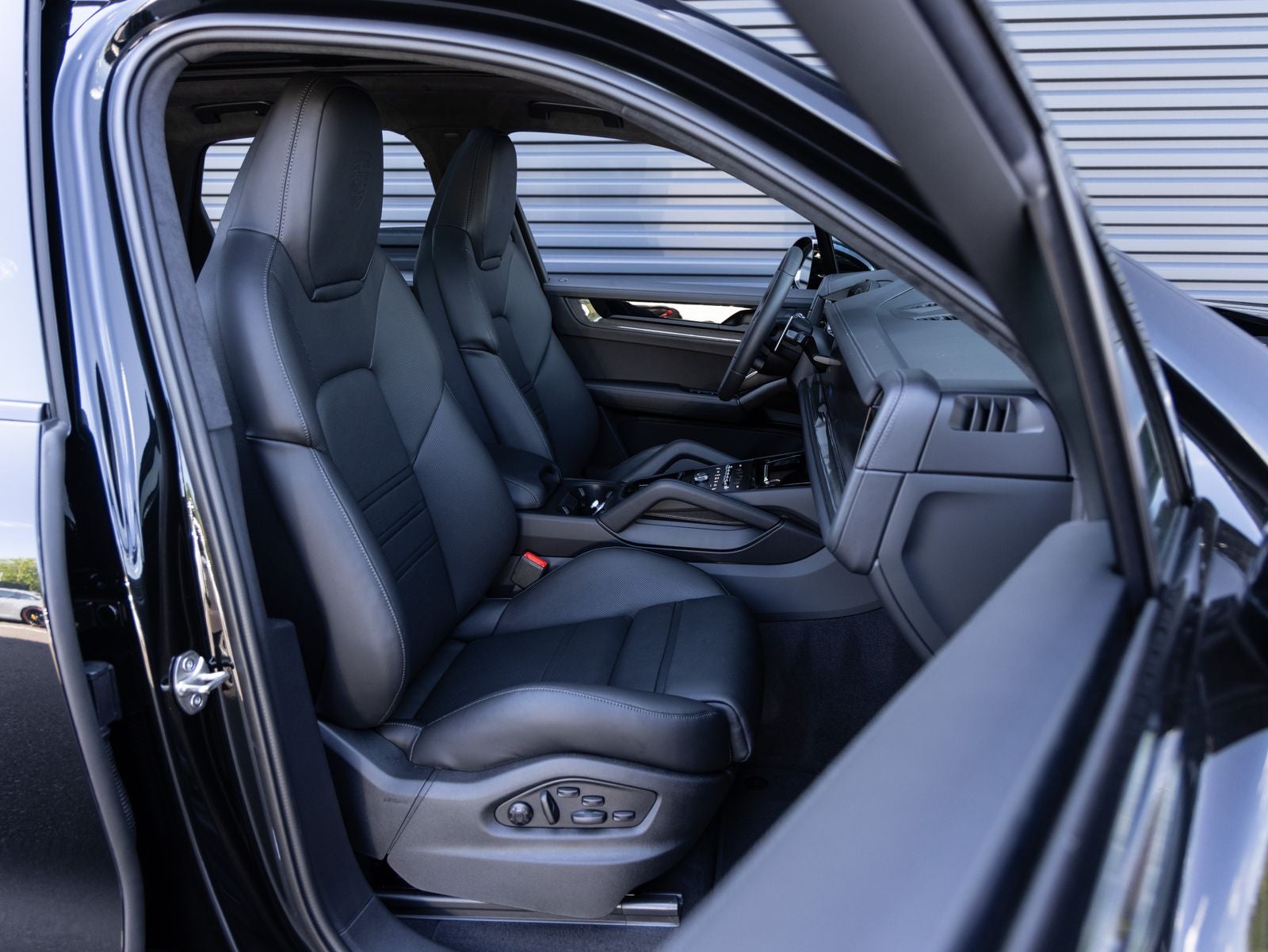 2026 Porsche Cayenne Cayenne GTS