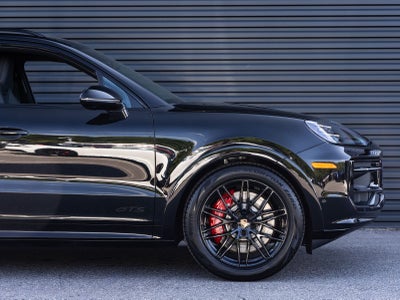2026 Porsche Cayenne Cayenne GTS
