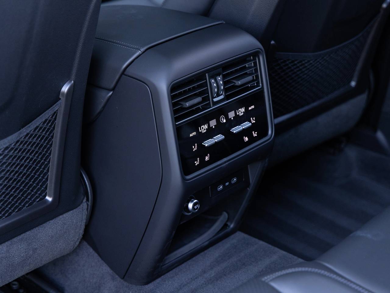 2026 Porsche Cayenne Cayenne GTS
