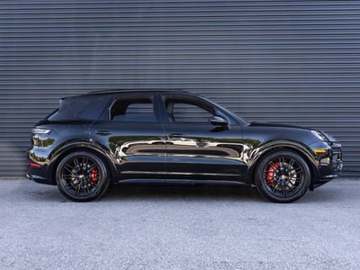 2026 Porsche Cayenne Cayenne GTS