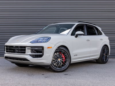 2026 Porsche Cayenne Cayenne GTS