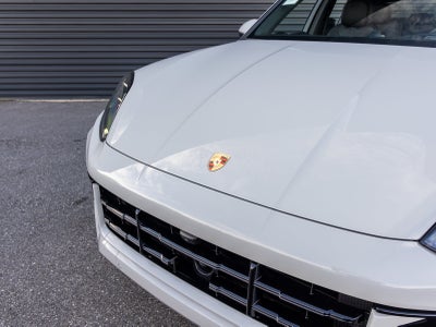 2026 Porsche Cayenne Cayenne GTS