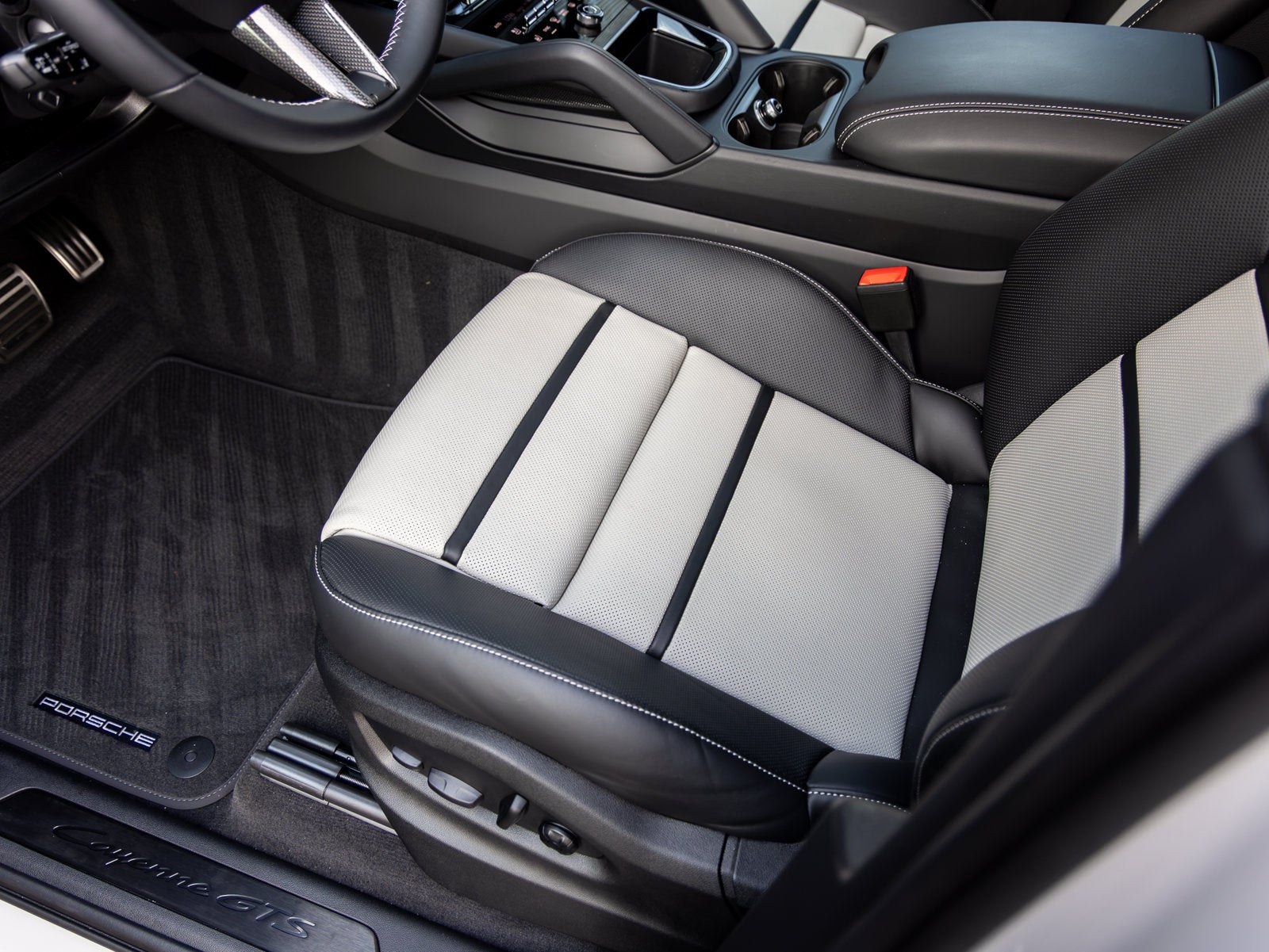 2026 Porsche Cayenne Cayenne GTS
