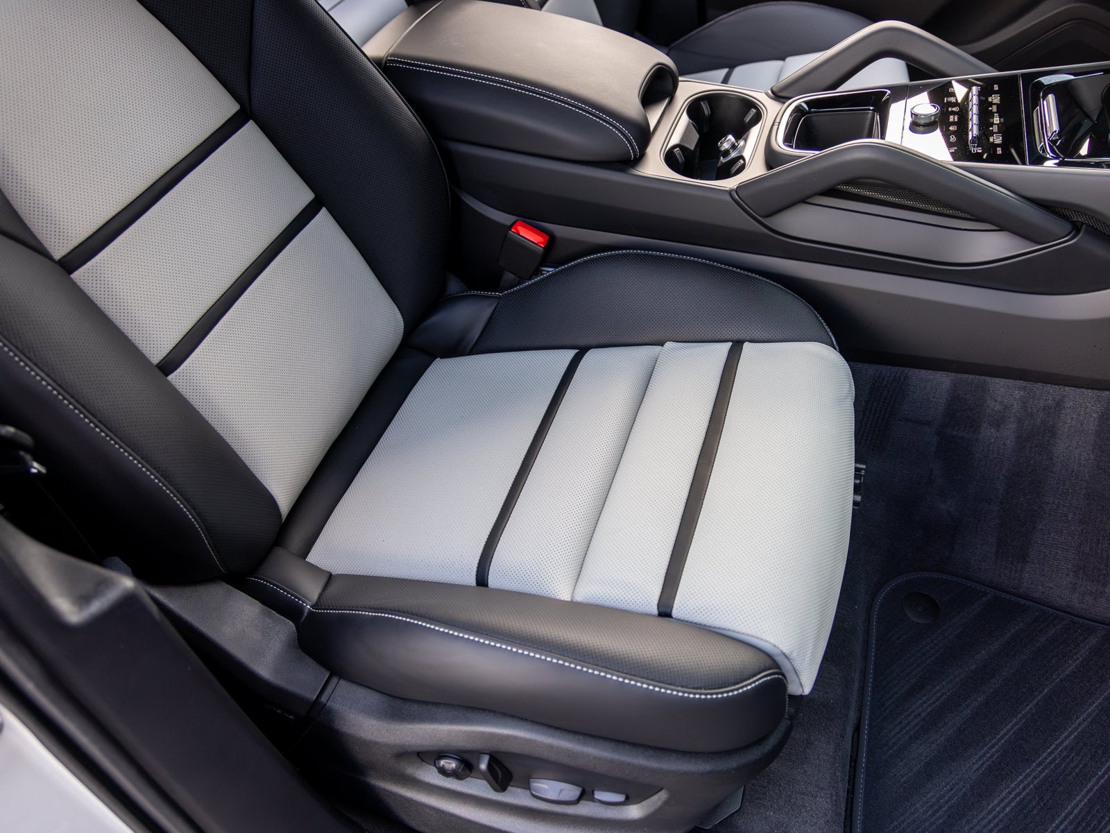 2026 Porsche Cayenne Cayenne GTS