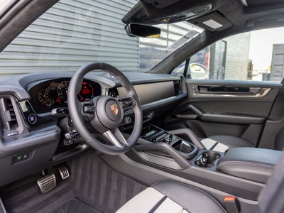 2026 Porsche Cayenne Cayenne GTS