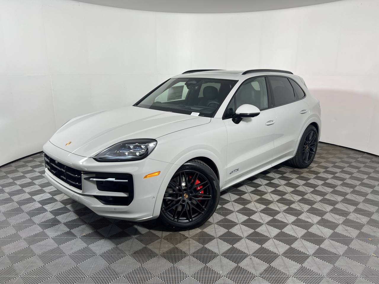 2026 Porsche Cayenne Cayenne GTS