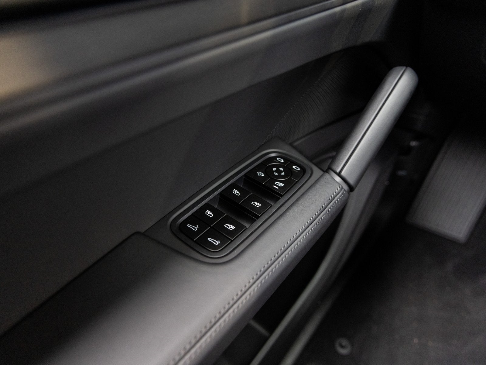 2026 Porsche Cayenne Cayenne GTS