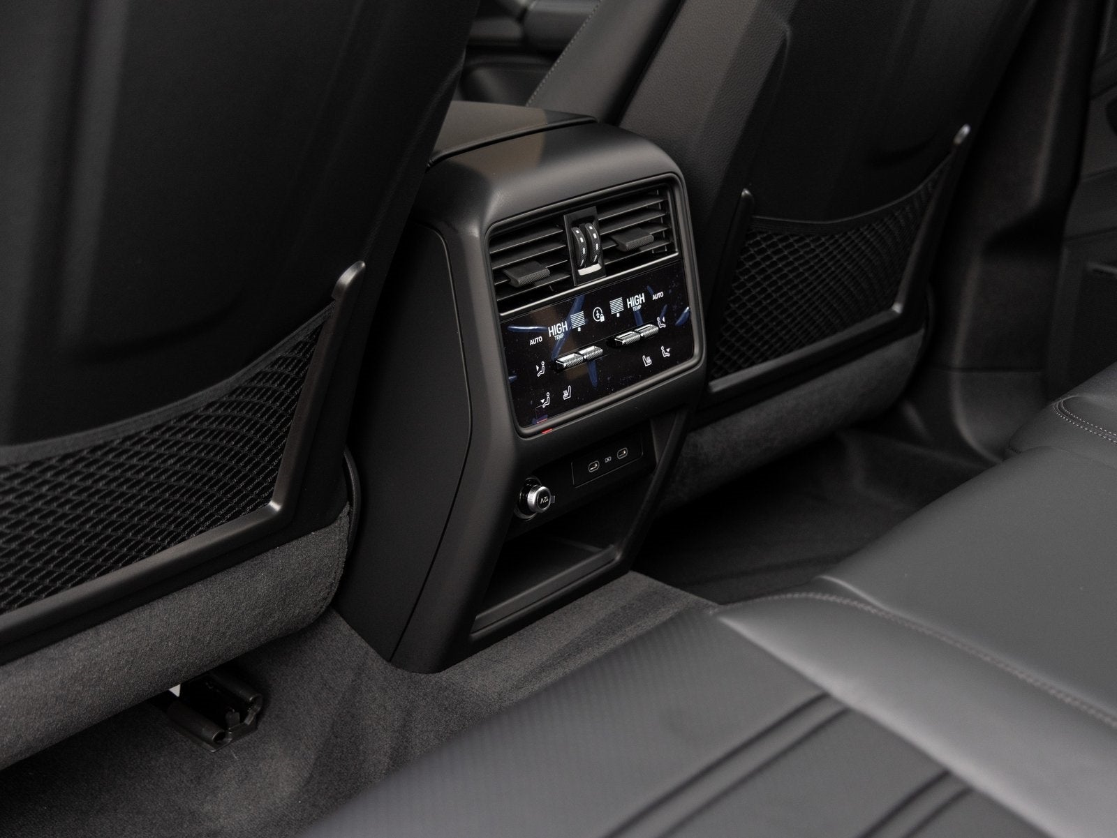 2026 Porsche Cayenne Cayenne GTS