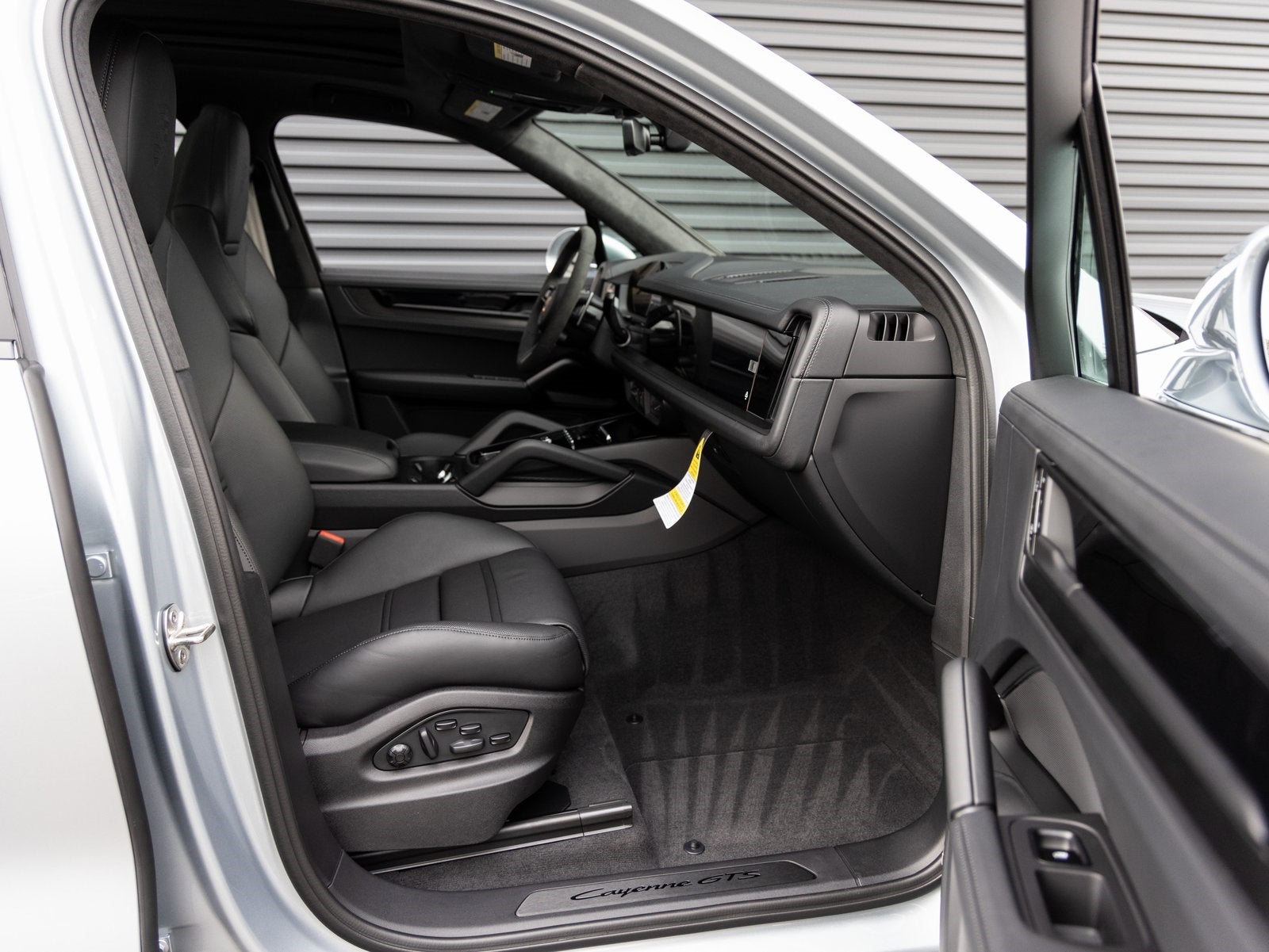 2026 Porsche Cayenne Cayenne GTS