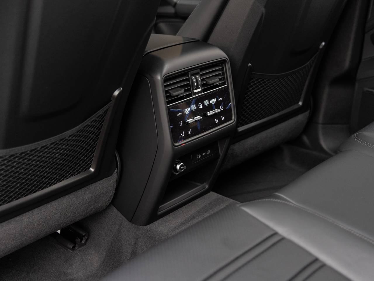 2026 Porsche Cayenne Cayenne GTS