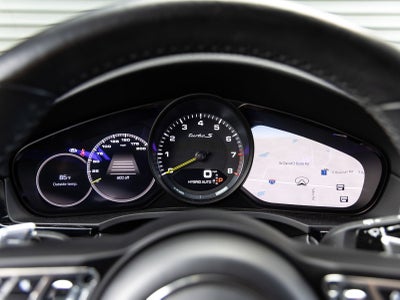 2023 Porsche Cayenne Turbo S E-Hybrid