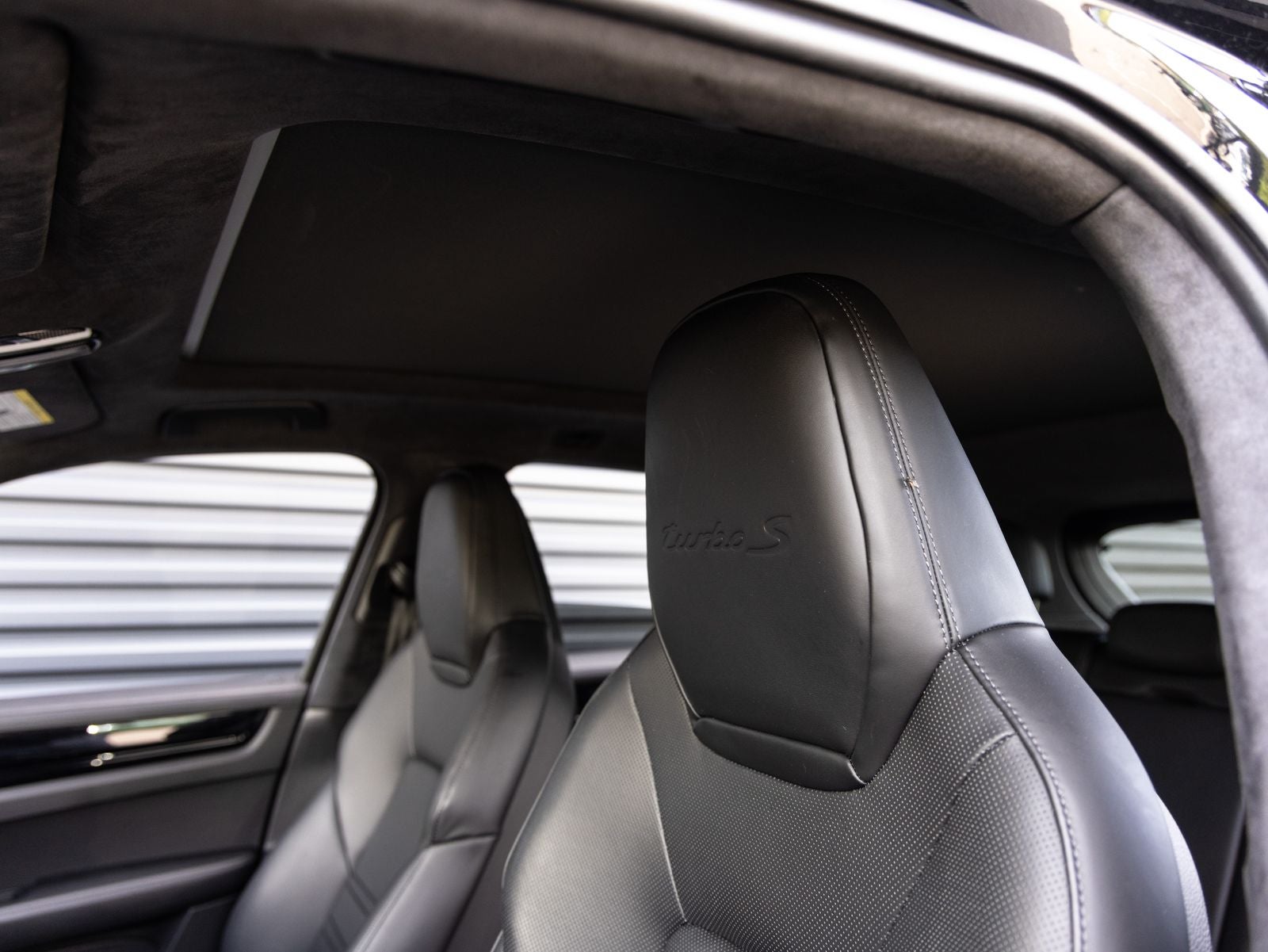 2023 Porsche Cayenne Turbo S E-Hybrid