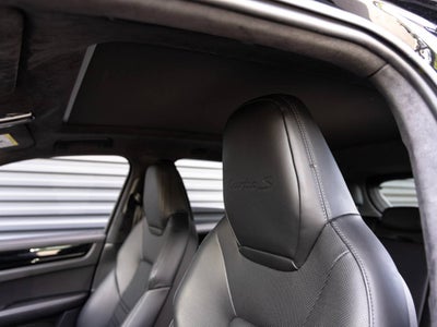 2023 Porsche Cayenne Turbo S E-Hybrid